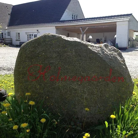 Holmegaarden B & B-k Couette-café 3*