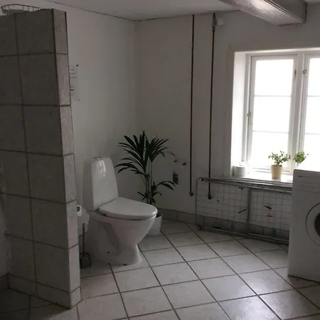 Holmegaarden B & B-k Couette-café Bro (Aeroe)