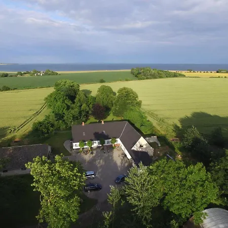 Couette-café Holmegaarden B & B-k Bro (Aeroe)