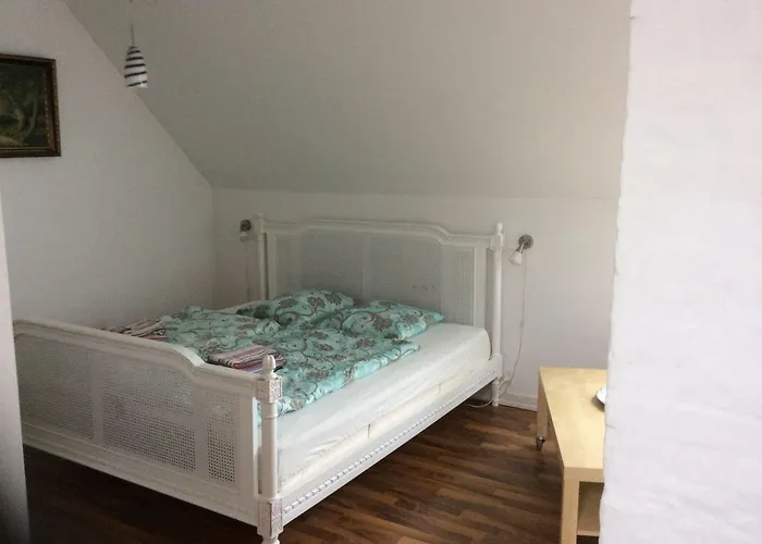 Bed & Breakfast Holmegaarden B & B-k Bro (Aeroe)